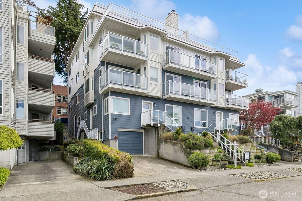 Photo of 2354 E Yale Avenue #302, Seattle, WA 98102 (MLS # 2504169)