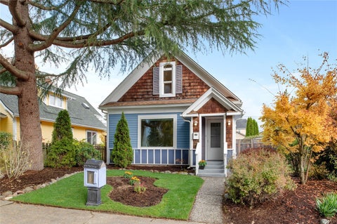 Photo of 3313 S 7th Street, Tacoma, WA 98405 (MLS # 2598918)