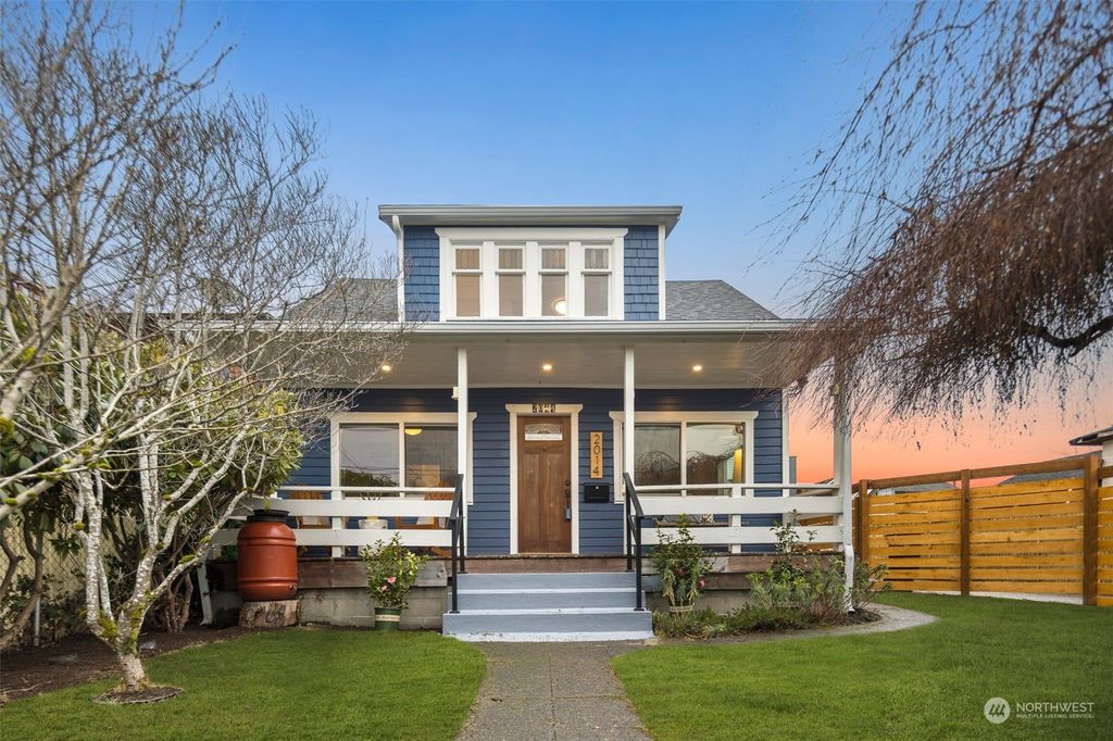 Photo of 2014 S Ingersoll Place, Seattle, WA 98144 (MLS # 2043570)