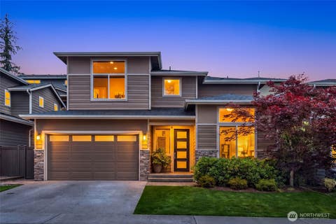 Photo of 13530 NE 128th Place, Kirkland, WA 98034 (MLS # 2537002)
