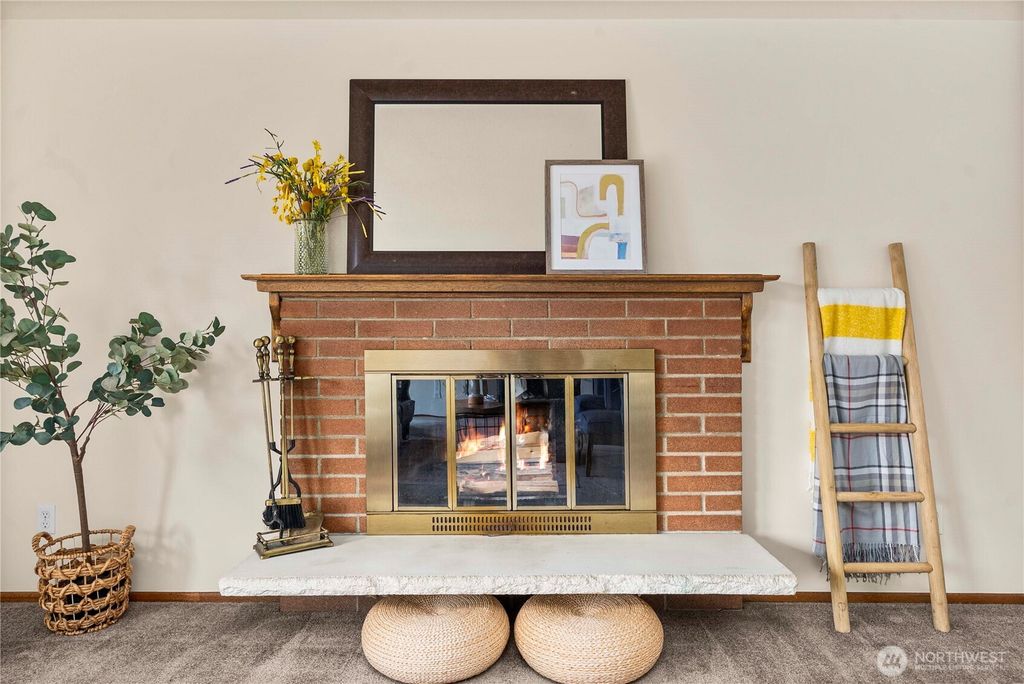 Photo of 12530 SE 212th Place, Kent, WA 98031 (MLS # 2418173)