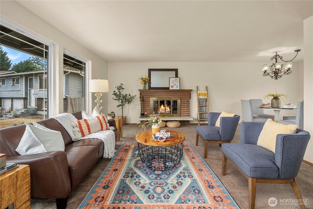 Photo of 12530 SE 212th Place, Kent, WA 98031 (MLS # 2418173)