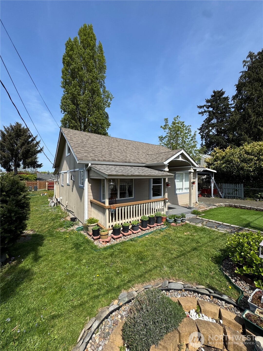 428 Ellinor Avenue
