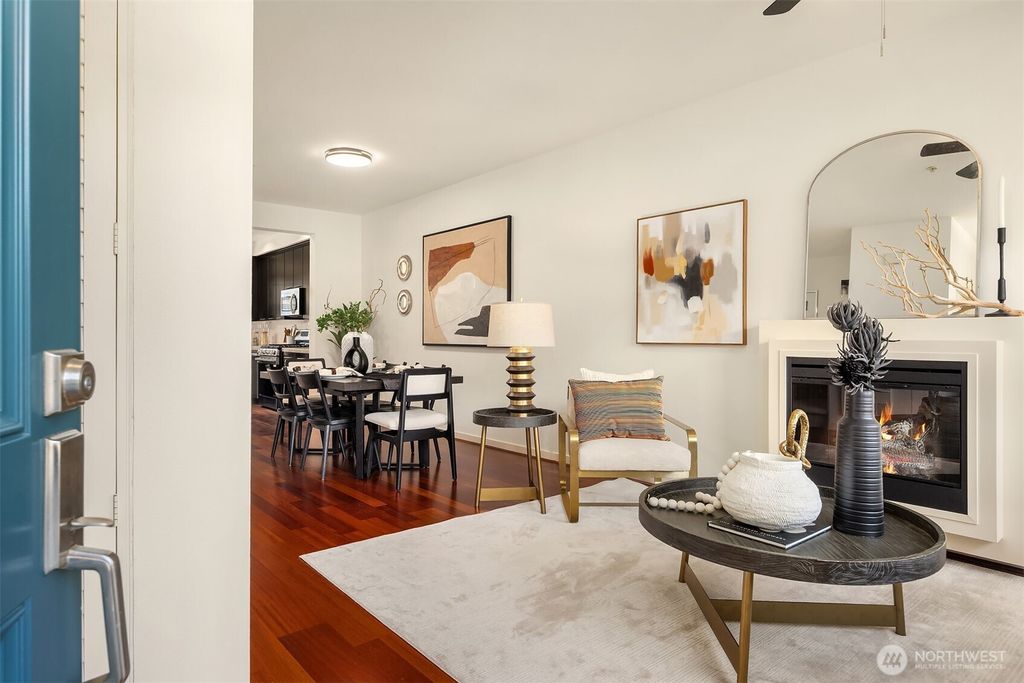 Photo of 1848 NE Kenyon Court, Issaquah, WA 98029 (MLS # 2478777)