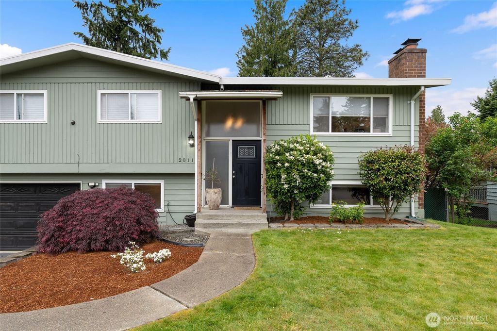 Photo of 20113 4th Place S, Des Moines, WA 98198 (MLS # 2375023)