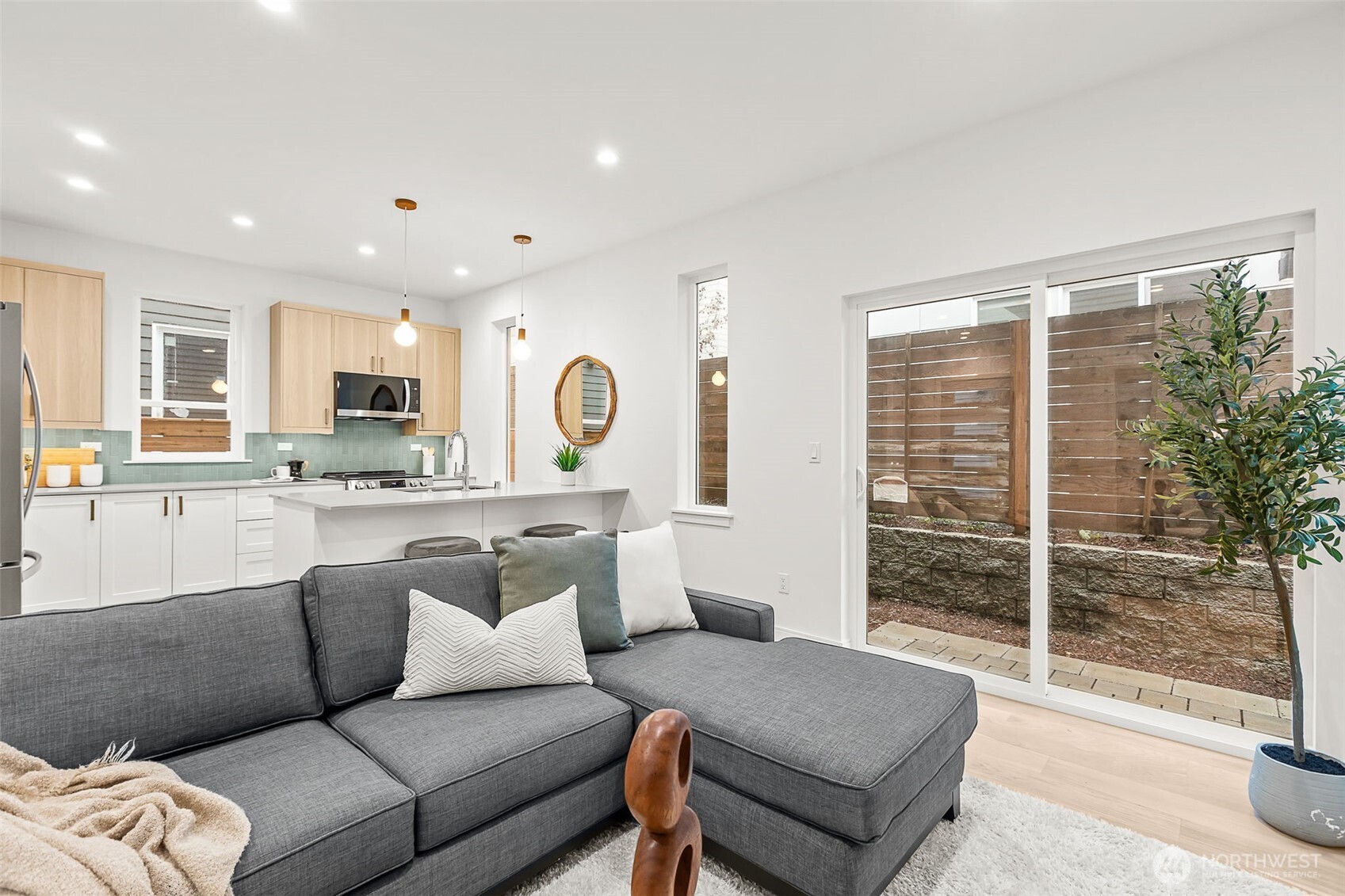 3542 S Dawson Street