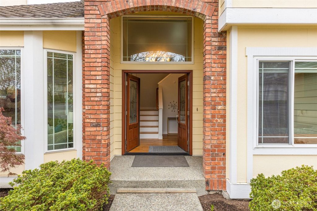 Photo of 15409 101st Place NE, Bothell, WA 98011 (MLS # 2513081)