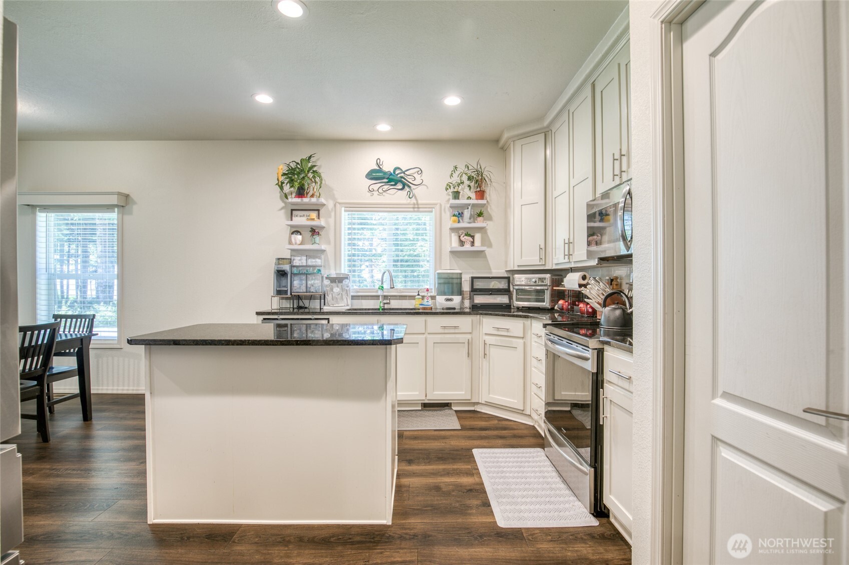 26 Ocean View Drive N