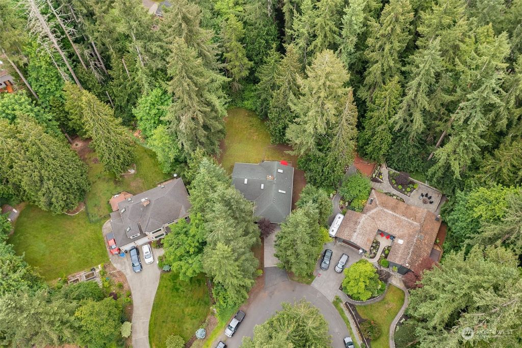 Photo of 5310 221st Avenue NE, Redmond, WA 98053 (MLS # 2075460)