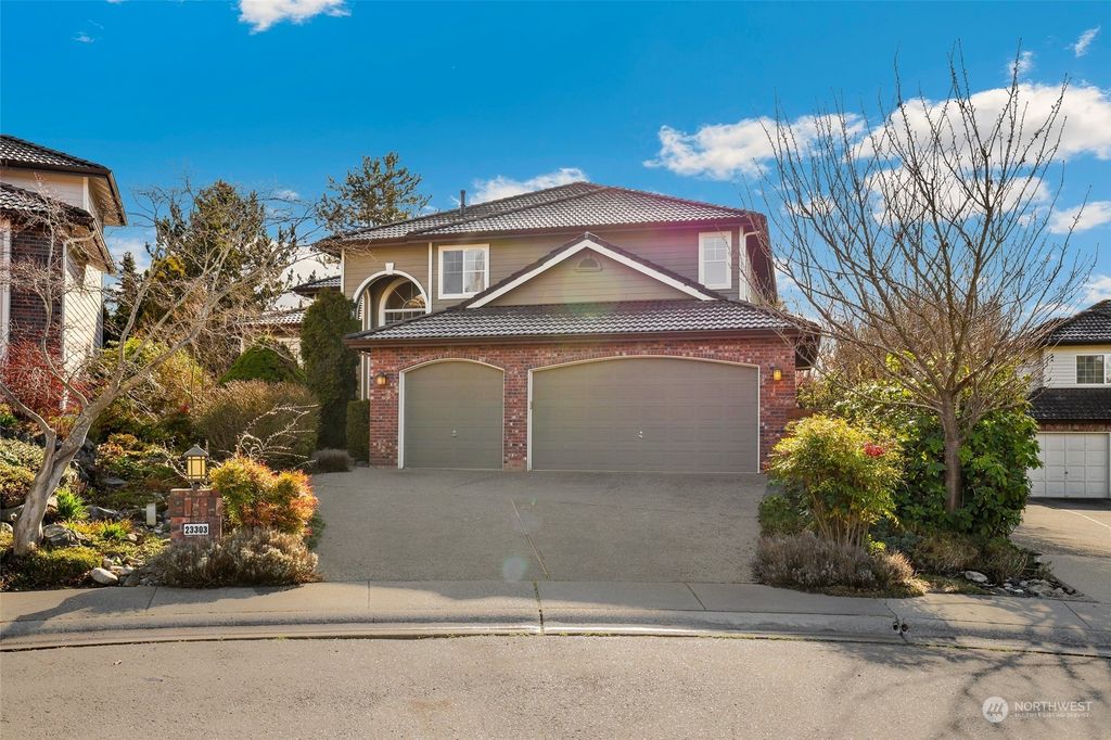Photo of 23303 14th Place W, Bothell, WA 98021 (MLS # 2049781)