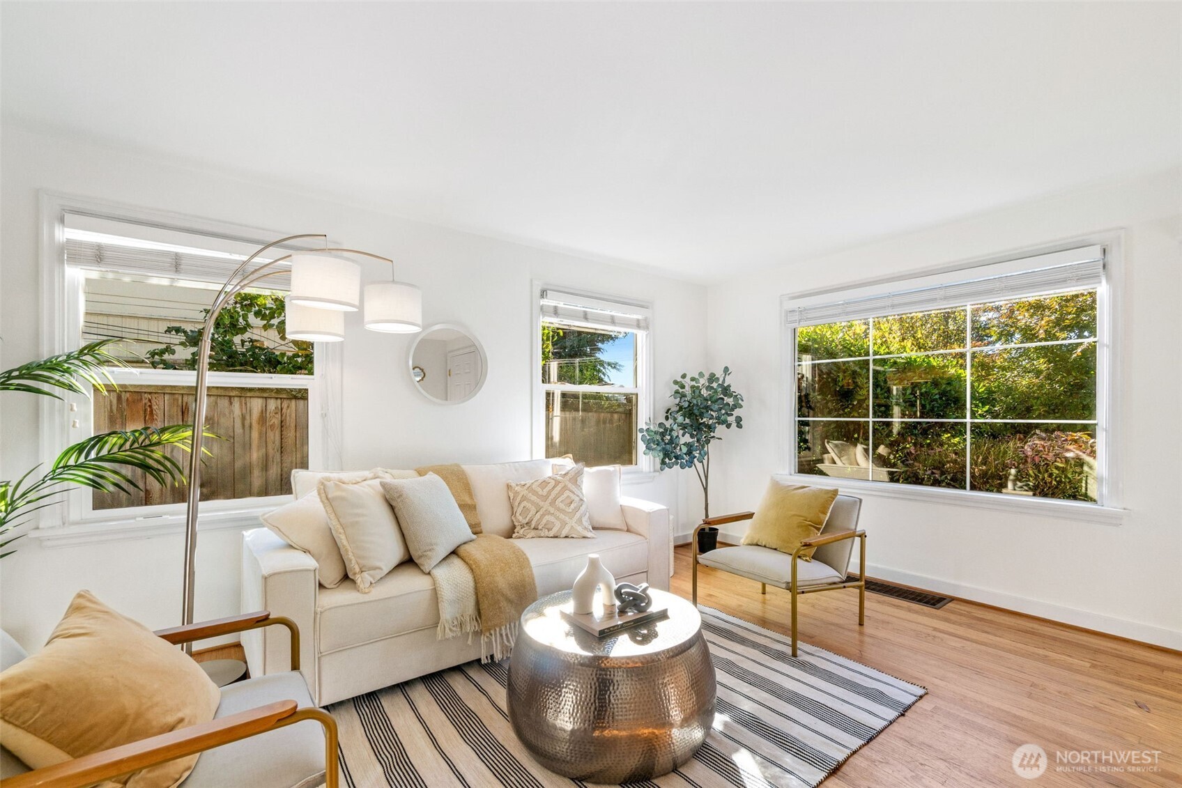 3034 31st Avenue W A