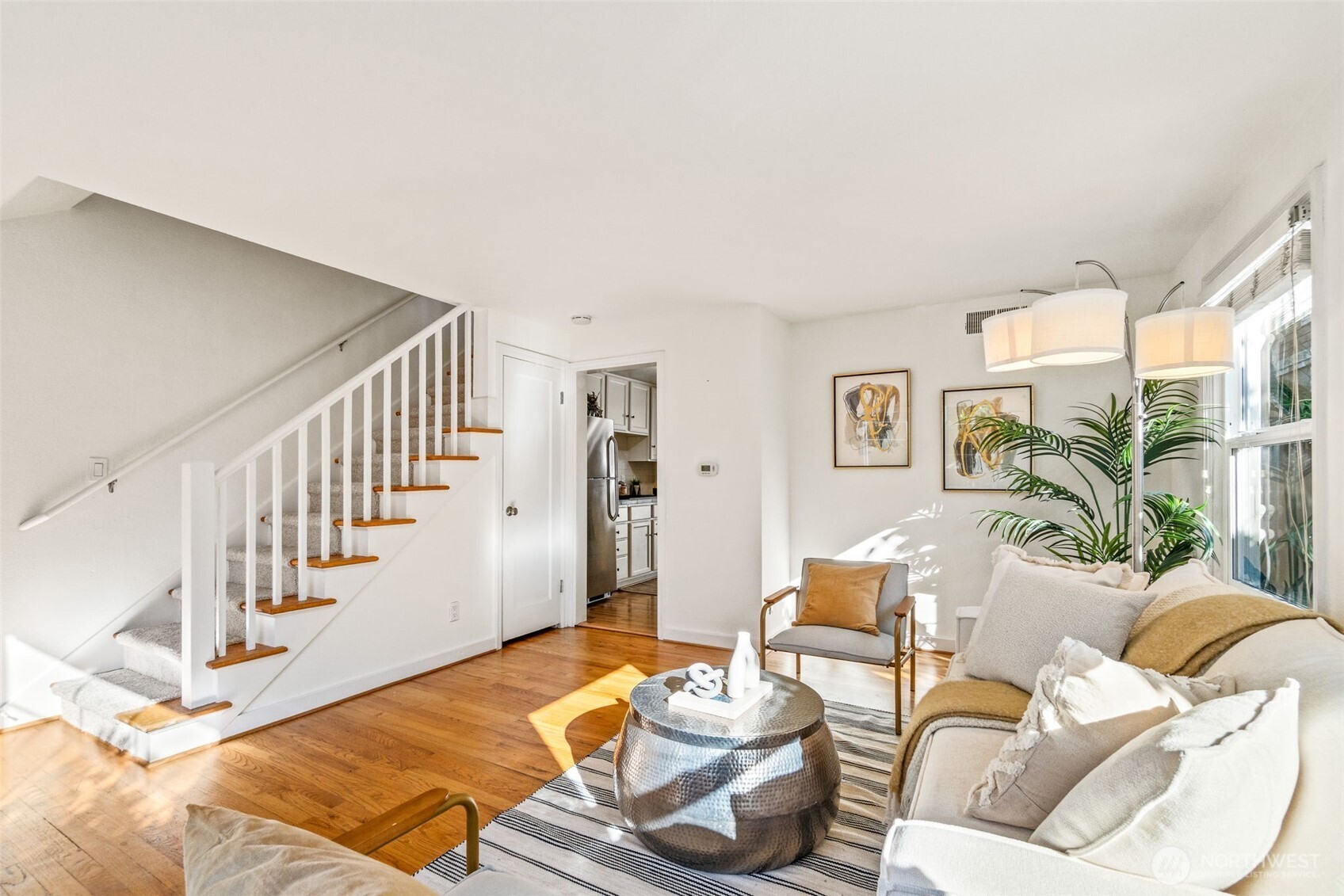 3034 31st Avenue W A