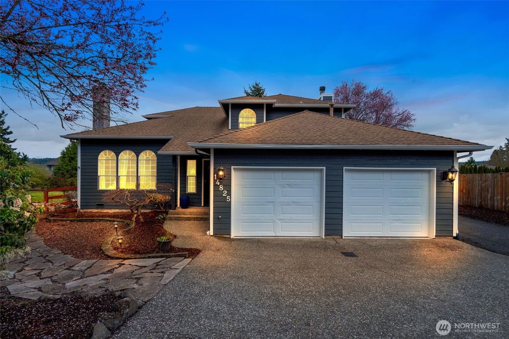 Photo of 14825 265th Court NE, Duvall, WA 98019 (MLS # 2352902)