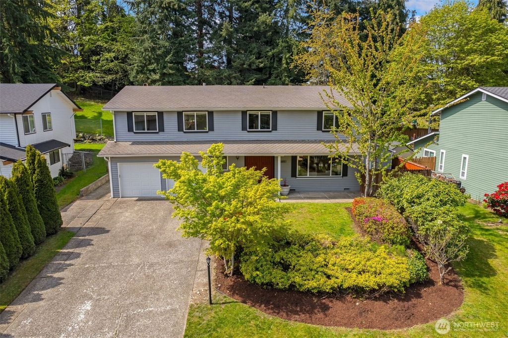 Photo of 28931 12th Avenue S, Federal Way, WA 98003 (MLS # 2366045)