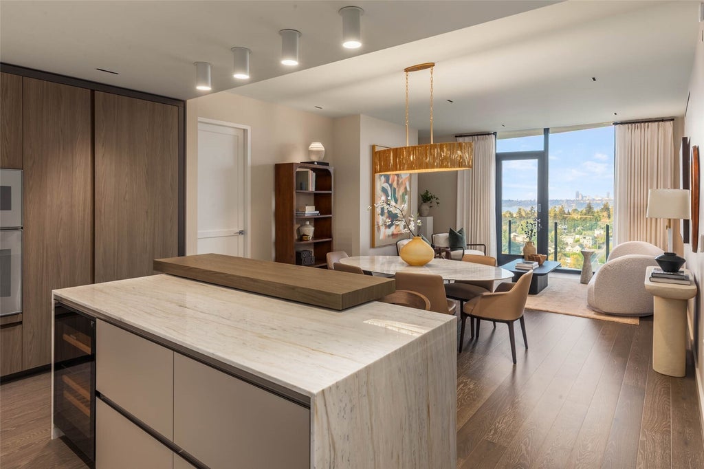 Photo of 838 Avenue Square SQ NE #2202, Bellevue, WA 98004 (MLS # 2587575)