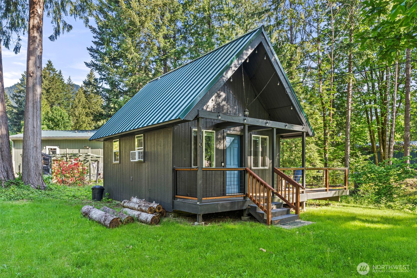 110 Mt Rainier Drive