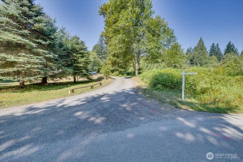 Photo of 19721 312th Avenue NE, Duvall, WA 98019 (MLS # 2556512)