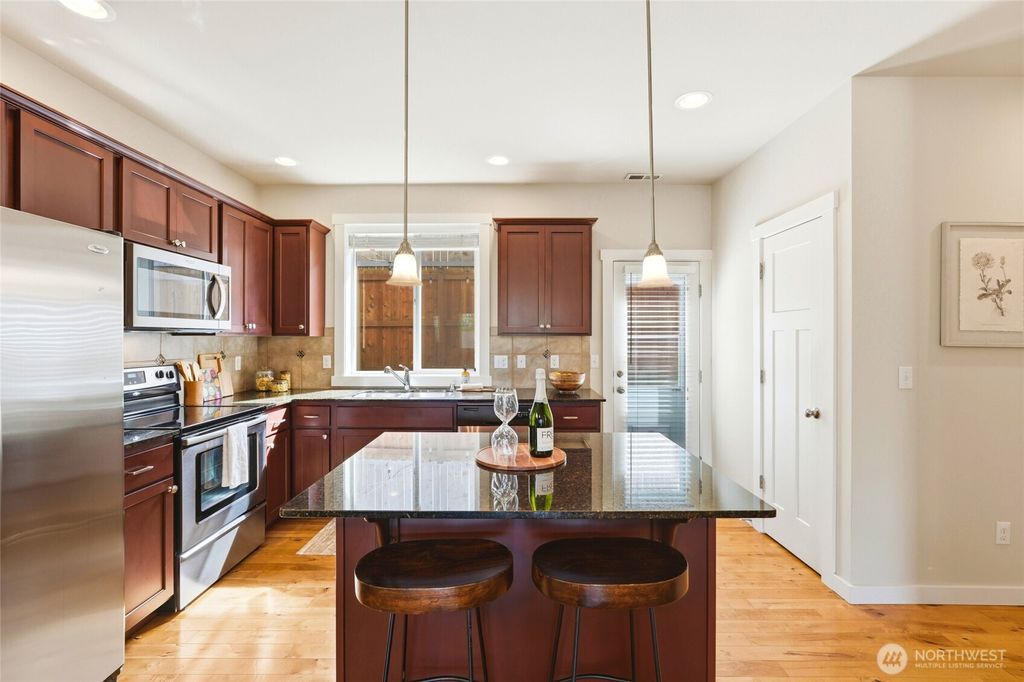 Photo of 14509 16th Place W, Lynnwood, WA 98087 (MLS # 2517044)