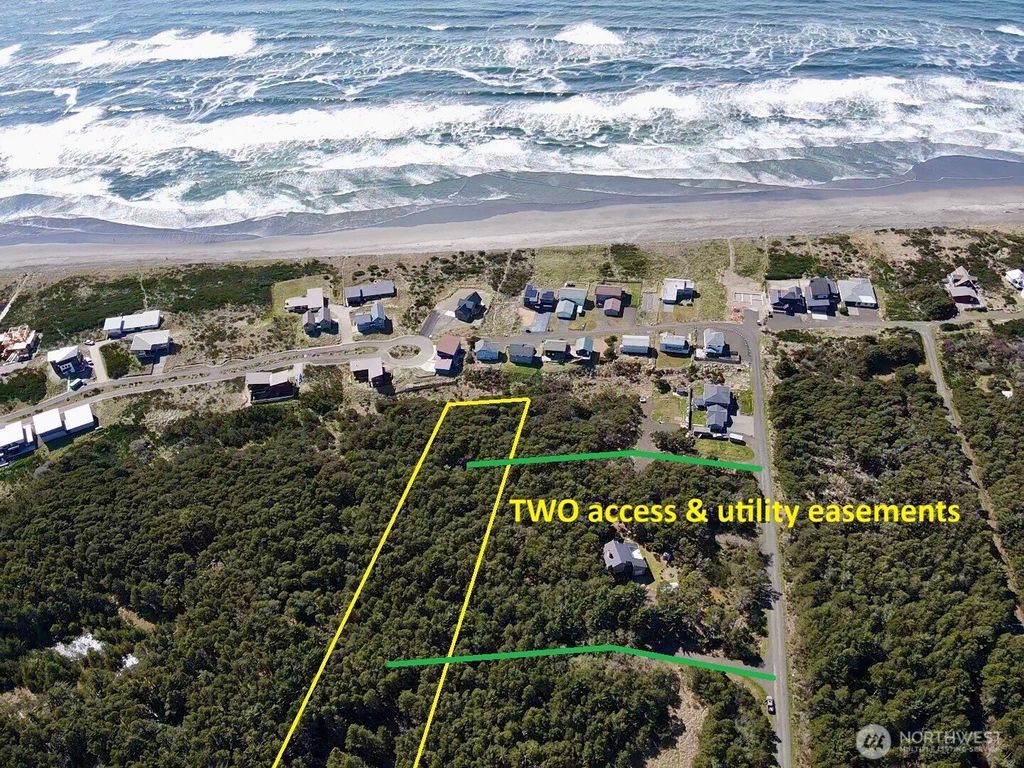 Photo of 1007 Sand Castle Lane, Westport, WA 98595 (MLS # 2523615)