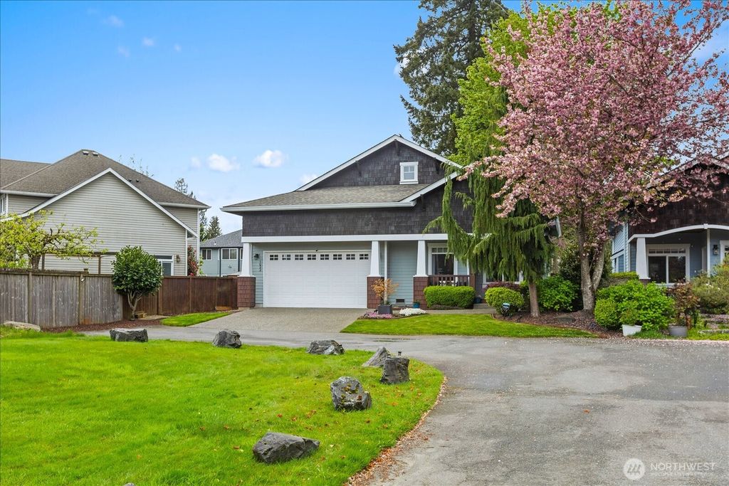 Photo of 1022 181st Place SW, Lynnwood, WA 98037 (MLS # 2516445)