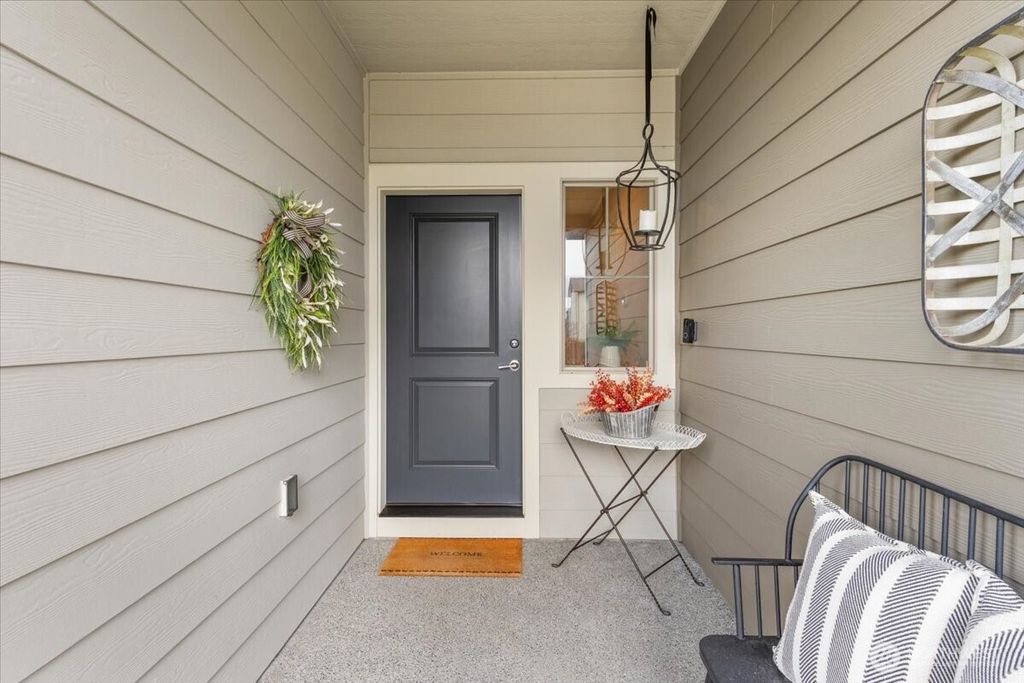 Photo of 432 S Sergeant Street, Buckley, WA 98321 (MLS # 2467251)