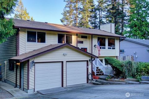 Photo of 6127 Parkside Drive, Anacortes, WA 98221 (MLS # 2422062) Photo of 6127 Parkside Drive, Anacortes, WA 98221 (MLS # 2422062)