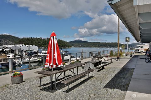 A home in Oak Harbor