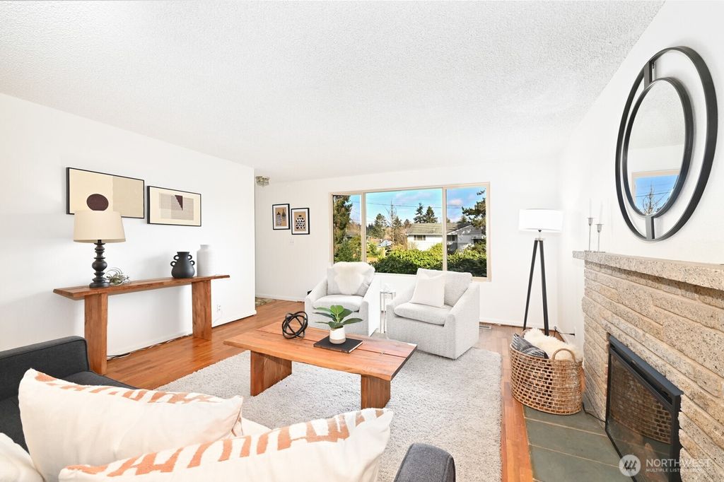 Photo of 2315 N 171st Street, Shoreline, WA 98133 (MLS # 2491892)