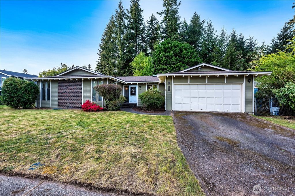 Photo of 6027 187th Place SW, Lynnwood, WA 98037 (MLS # 2370398)