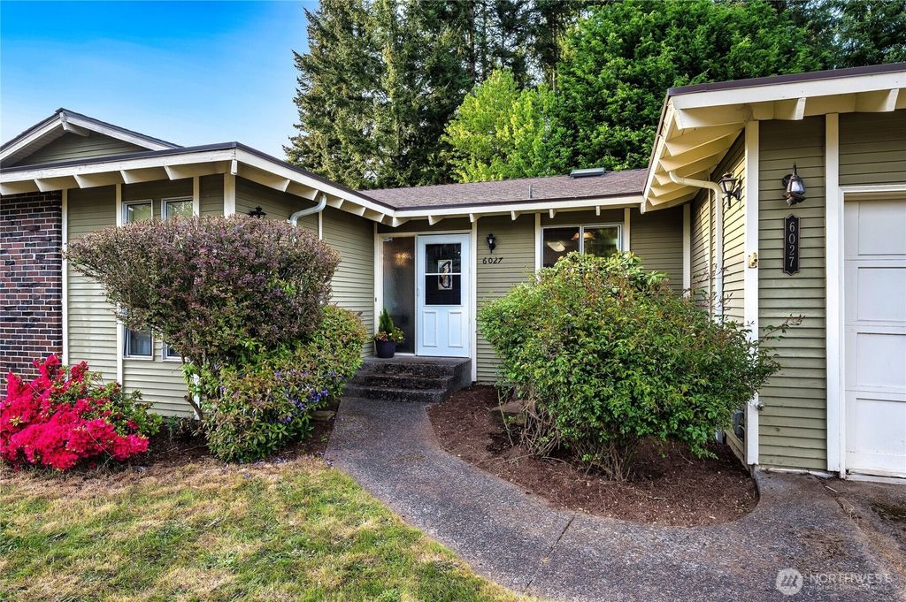 Photo of 6027 187th Place SW, Lynnwood, WA 98037 (MLS # 2370398)