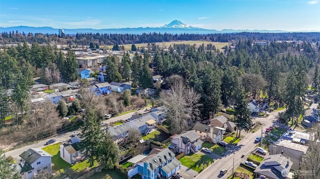 Photo of 24041 26th Avenue S, Des Moines, WA 98198 (MLS # 2475995)