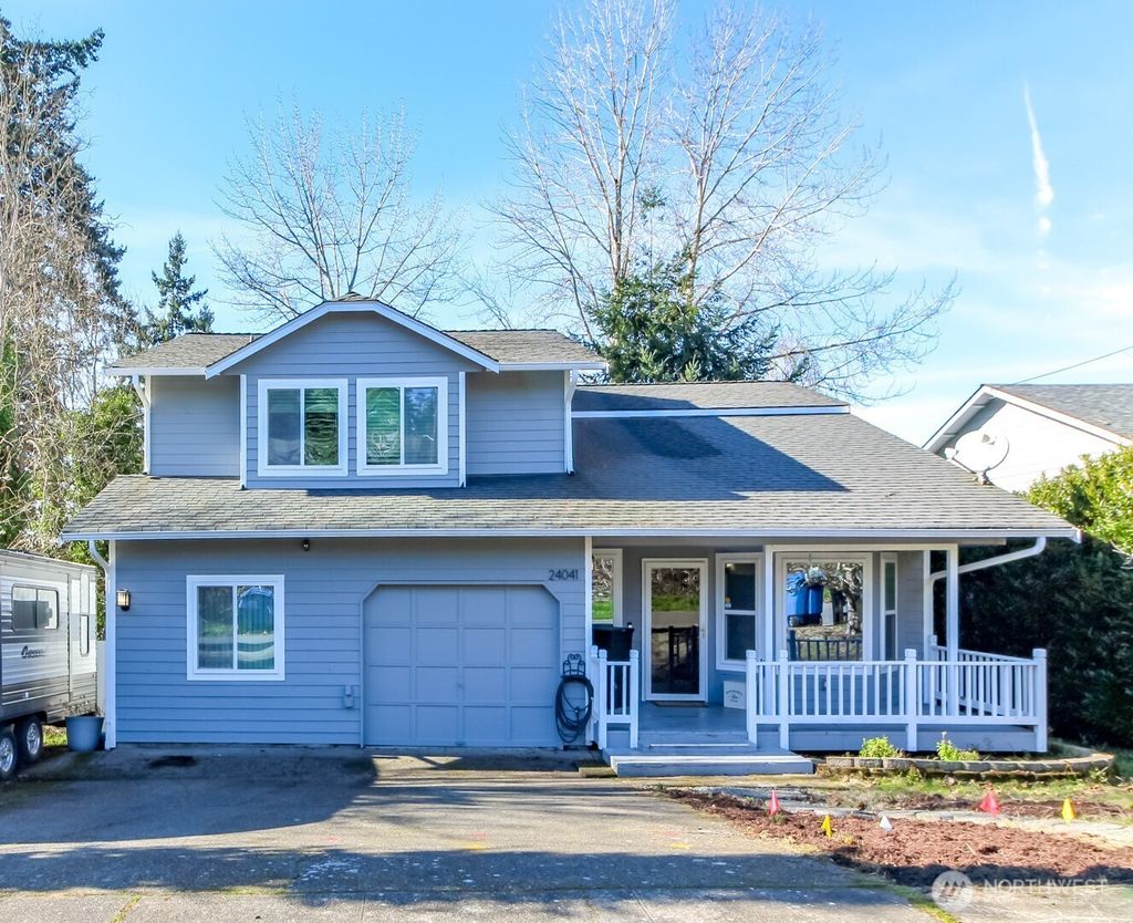 Photo of 24041 26th Avenue S, Des Moines, WA 98198 (MLS # 2475995)
