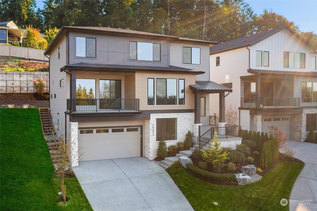 Photo of 16423 73rd Place NE, Kenmore, WA 98028 (MLS # 2143331)