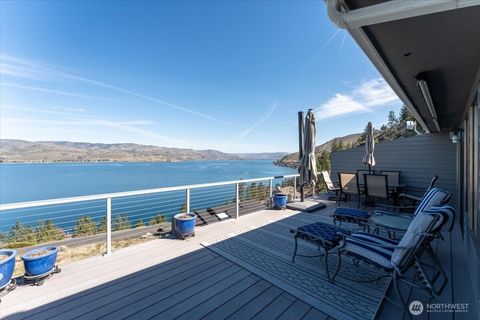 Photo of 4056 Lakeveiw Place #1-A, Chelan, WA 98816 (MLS # 2499551)