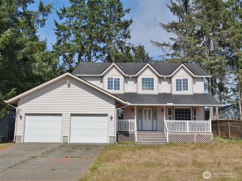 Photo of 492 Quinault Avenue SE, Ocean Shores, WA 98569 (MLS # 2414315)