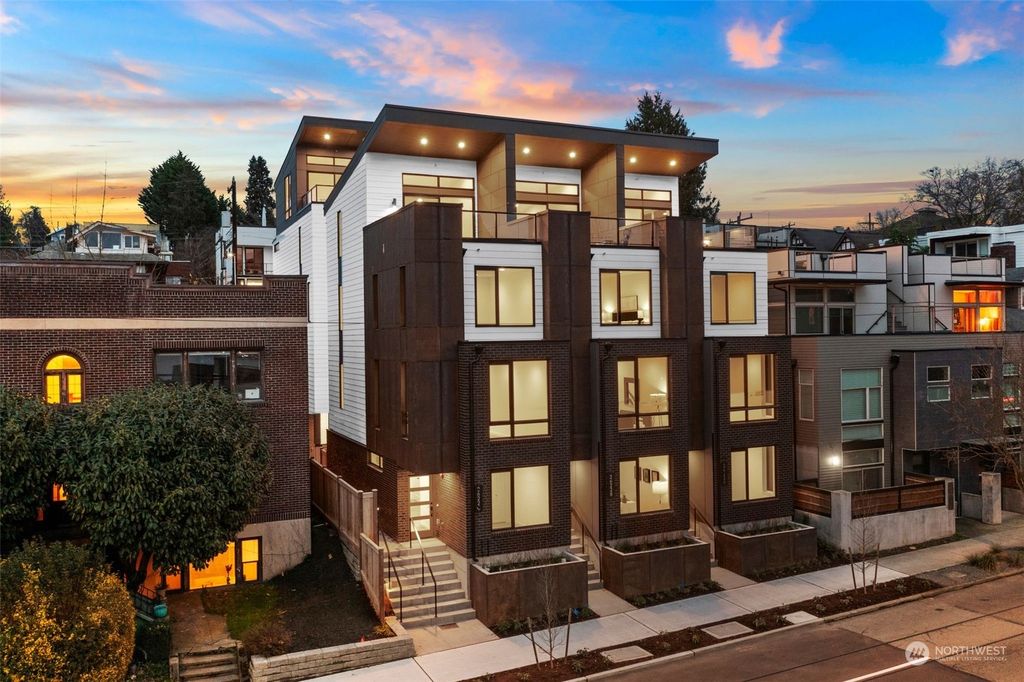 Photo of 2622 Eastlake Avenue E #B, Seattle, WA 98102 (MLS # 2185981)