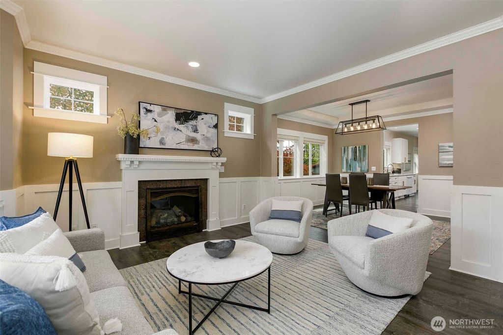 Photo of 11011 Phinney Avenue N, Seattle, WA 98133 (MLS # 2375147)