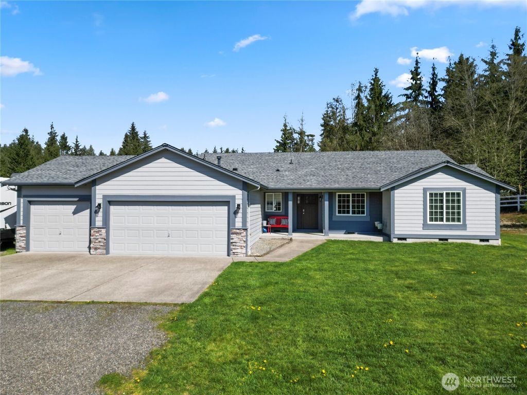 Photo of 21511 Pilchuck Place, Granite Falls, WA 98252 (MLS # 2361494)