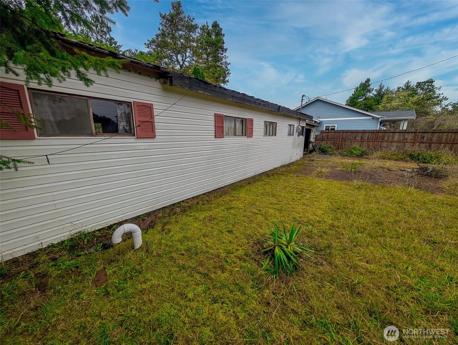 328 Ensign Avenue NW