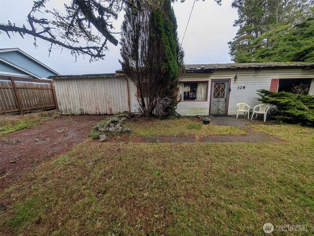 Photo of 328 Ensign Avenue NW, Ocean Shores, WA 98569 (MLS # 2459939)