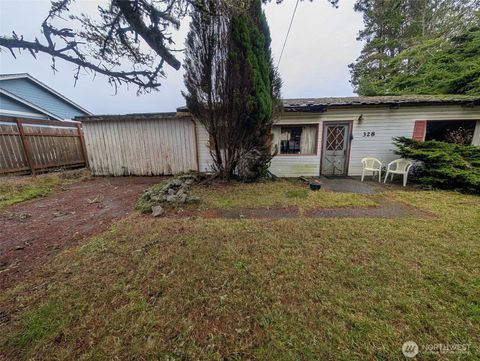 328 Ensign Avenue NW Ocean Shores WA 98569
