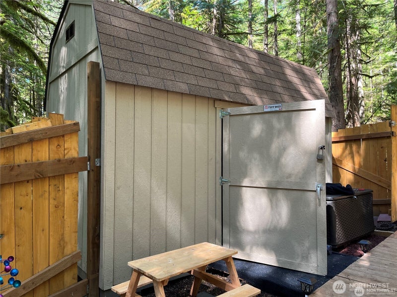 64308 Cascade River Road 1-147