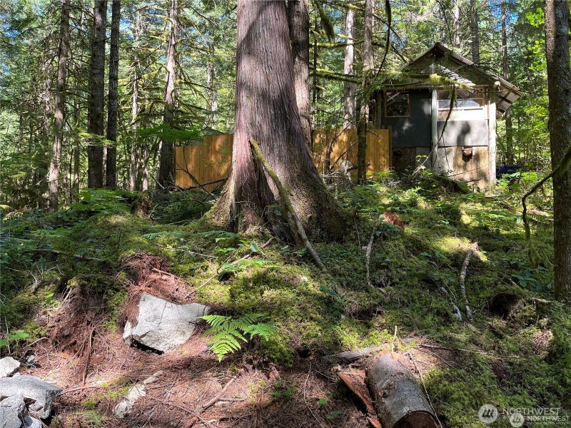 64308 Cascade River Road 1-147
