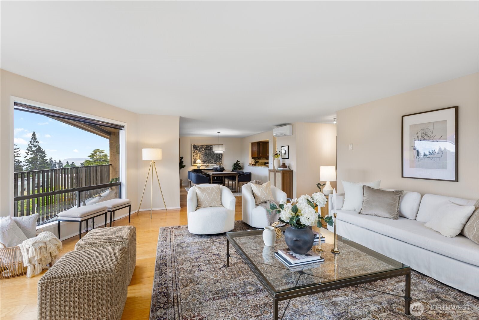 1005 5th Avenue S 301