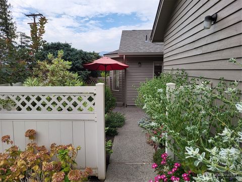 Photo of 351 19th Street NE #26, East Wenatchee, WA 98802 (MLS # 2438957)