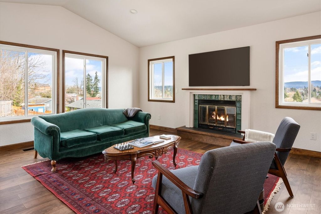 Photo of 9642 Beacon Avenue S, Seattle, WA 98118 (MLS # 2501833)