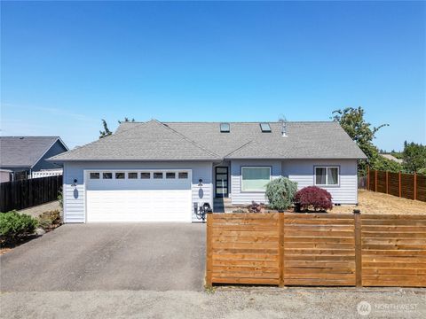Photo of 41 Smithfield Drive, Sequim, WA 98382 (MLS # 2534636)