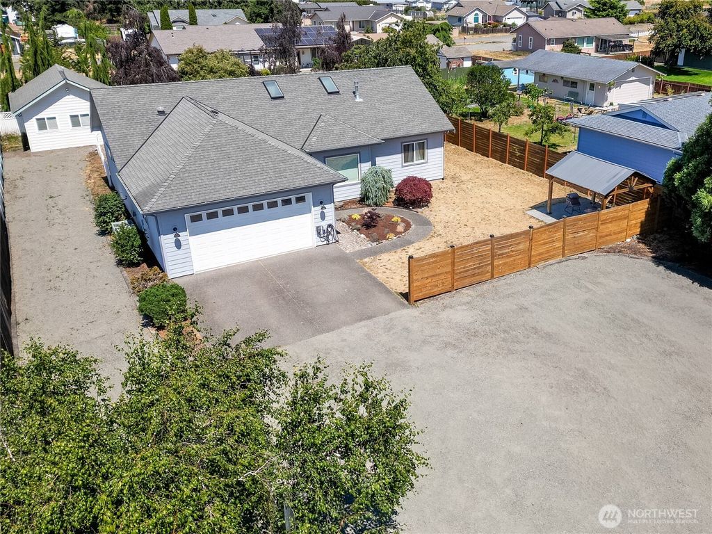 Photo of 41 Smithfield Drive, Sequim, WA 98382 (MLS # 2534636)