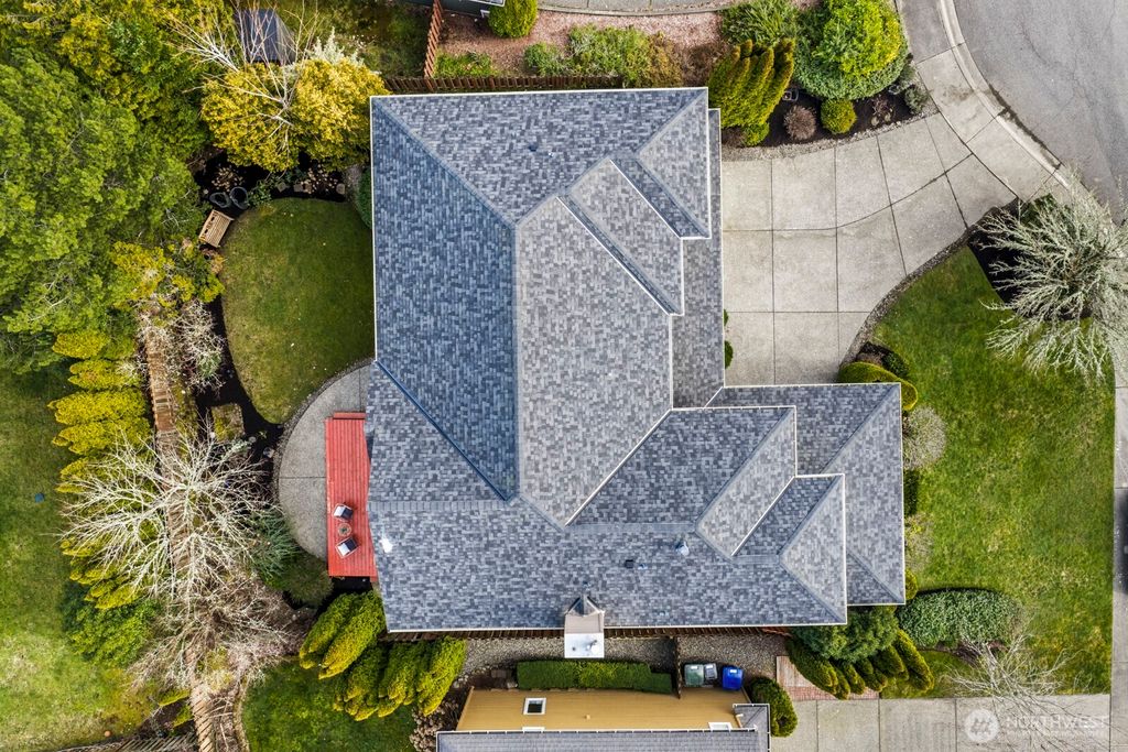 Photo of 24022 SE 10th Street, Sammamish, WA 98075 (MLS # 2487558)