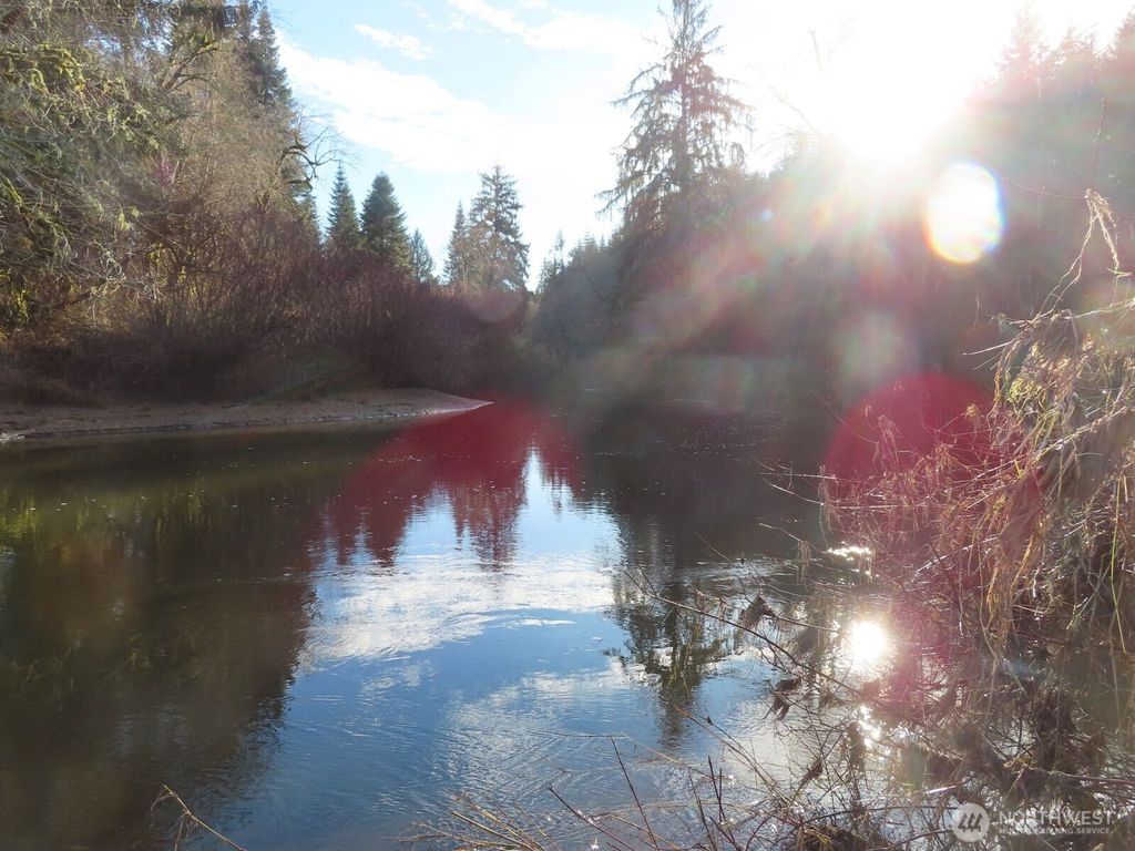 Photo of 2431 N River Road, Cosmopolis, WA 98537 (MLS # 2475793)